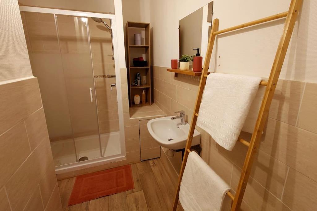 Le Petit Studio Senlisien Senlis  Kültér fotó